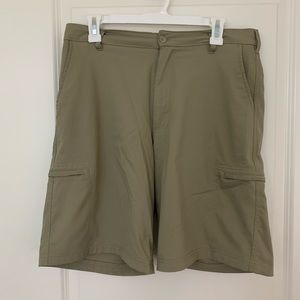 Khaki C9 by Champion Cargo Golf Shorts 34